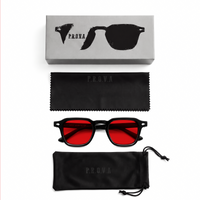 Lentes PROVA en Negro con cristales rojos
